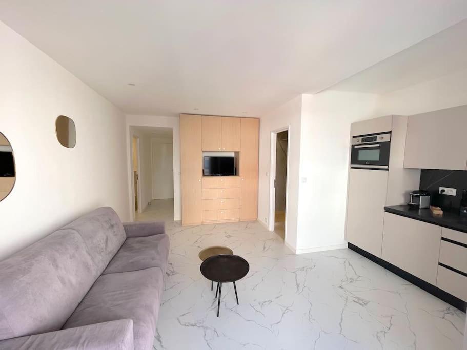 Joli Studio - Studio Neuf Terrasse Clim Wi-Fi 2 Min. Des Plages Антиб Экстерьер фото